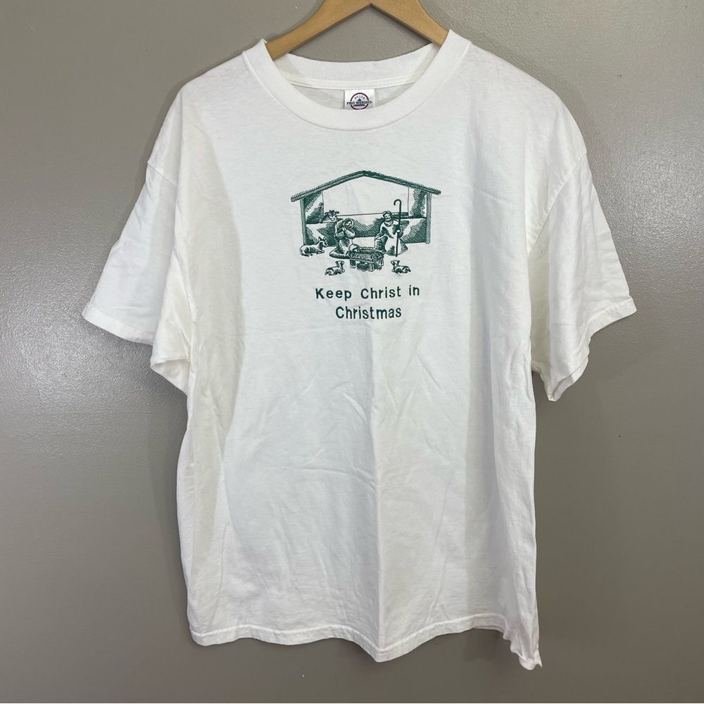 Christmas women’s size XL T-shirt graphic tee Keep Christ in Christmas